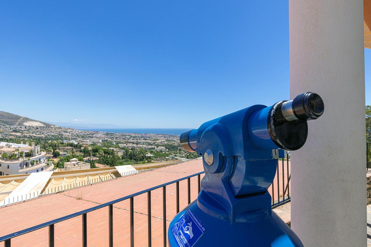 098 Traditional 2 Bed Pueblo Townhouse With Private Terrace Vakantiehuis Benalmádena