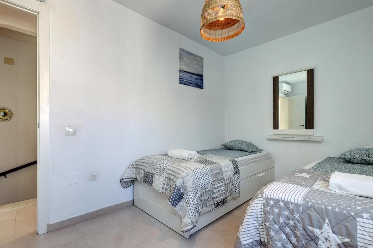 098 Traditional 2 Bed Pueblo Townhouse With Private Terrace * Benalmádena